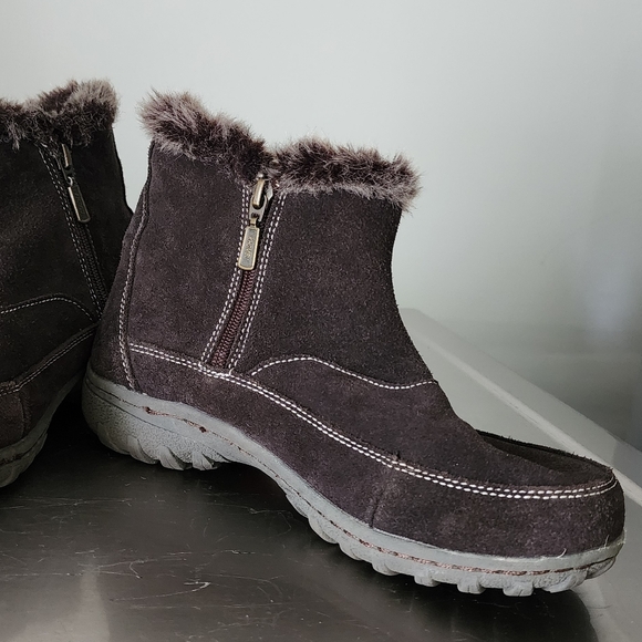 Khombu Ladies Leather Boots - Picture 3 of 7